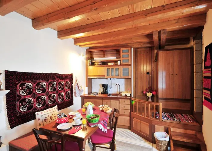 Izambo Casa de hóspedes 3*