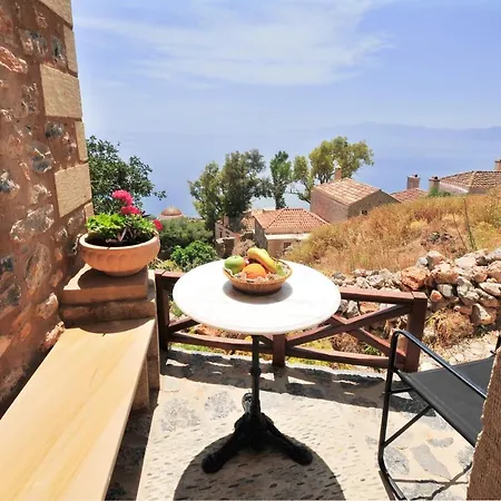 Izambo Πανσιόν