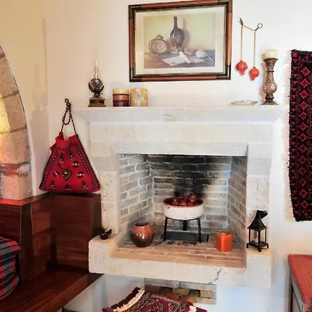 Izambo Guest house 3*