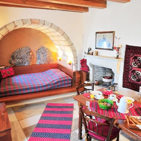 Izambo Monemvasia